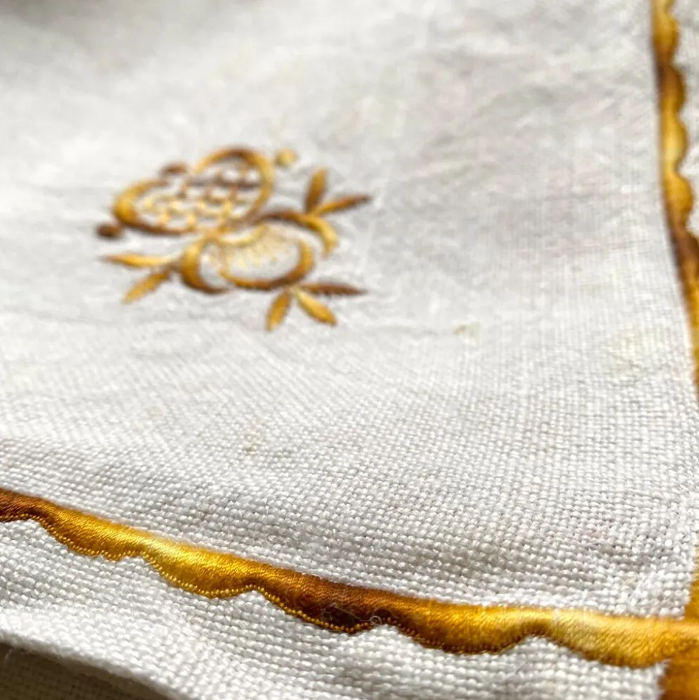10 serviettes de table brodées