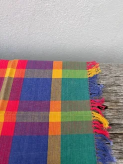 5 serviettes de table à carreaux multicolores