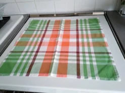 12 serviettes de table à carreaux vintage