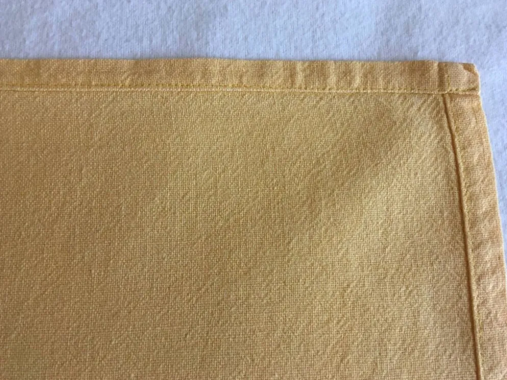 3 serviettes de table damassées 40 x 39