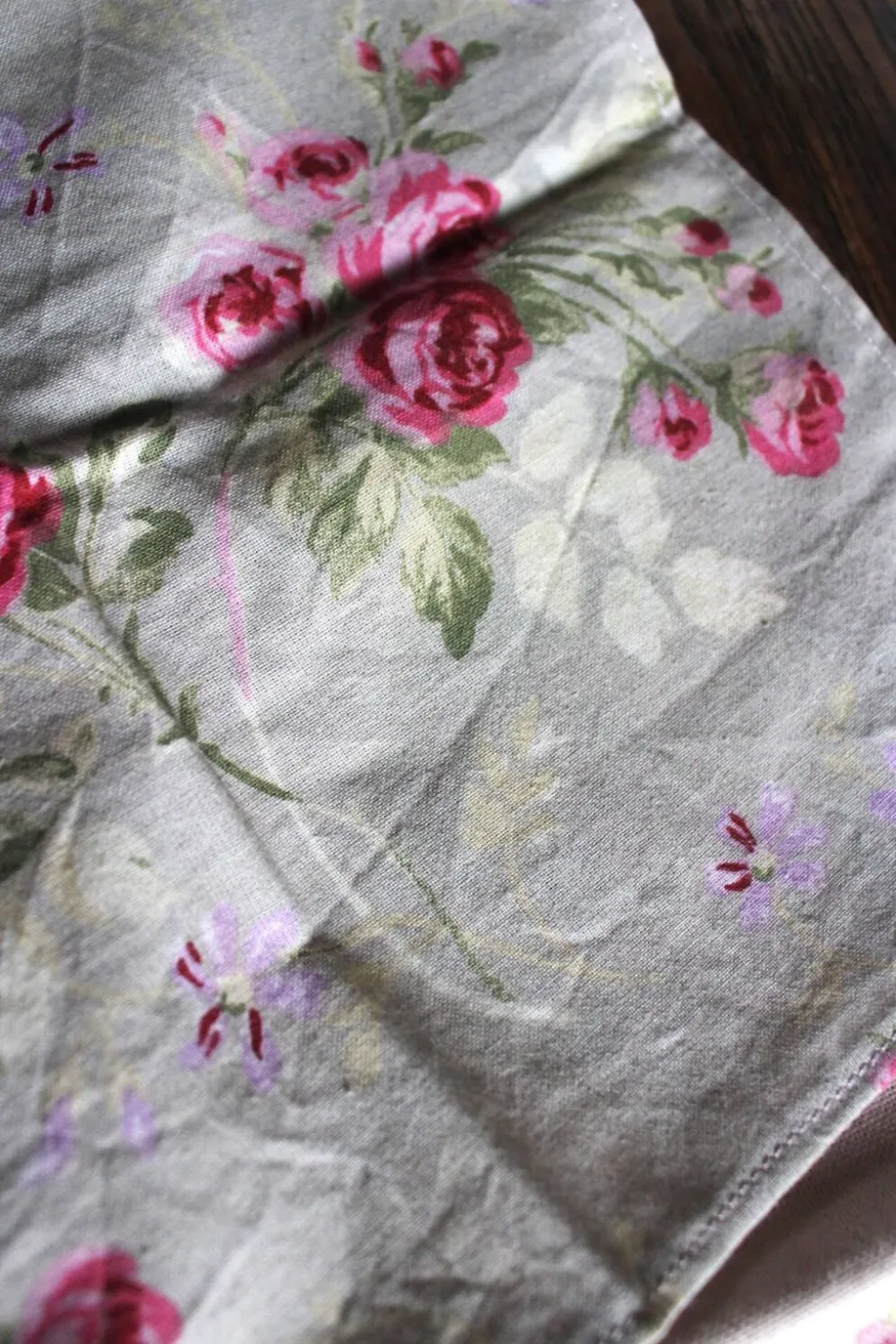 4 serviettes de table Fleurs Pois romantique