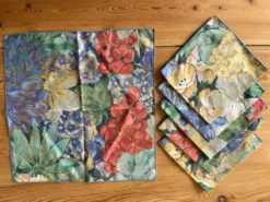 6 serviettes de table motifs fleuris