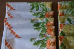 10 serviettes de table vintage