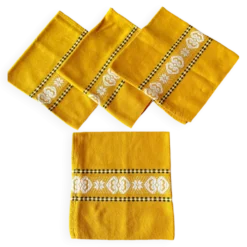 4 serviettes de table vintage