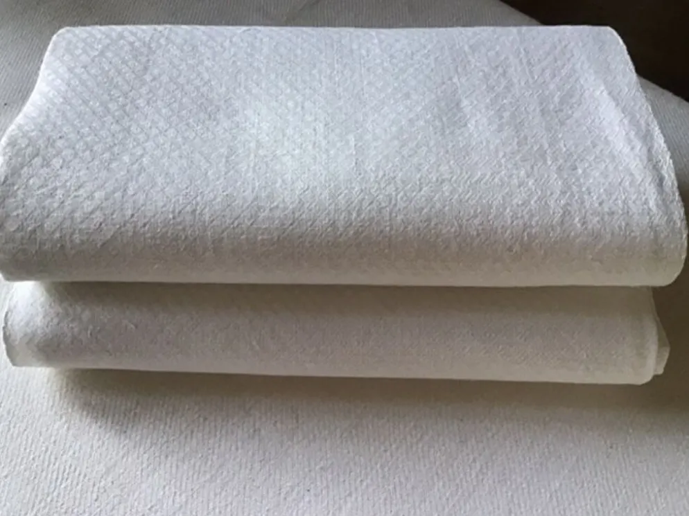 2 serviettes de toilette « pointe de diamant »