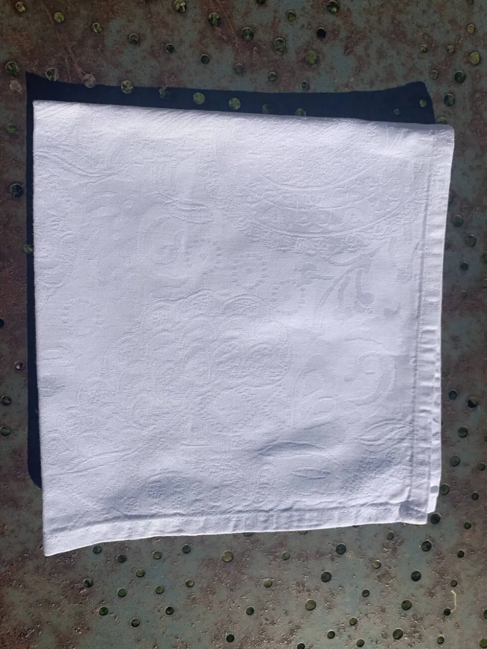 7 serviettes en coton damassé blanches, Christian Lacroix, vintage