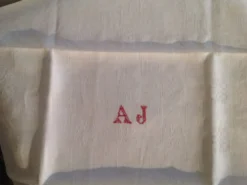 5 serviettes en coton damassées monogrammees