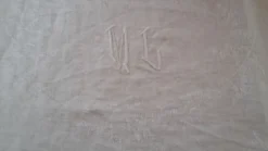 Serviettes monogrammées
