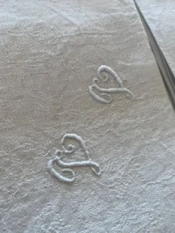 6 serviettes monogramme VV