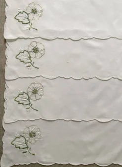 4 Serviettes 