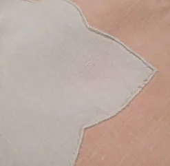 2 serviettes à thé brodées