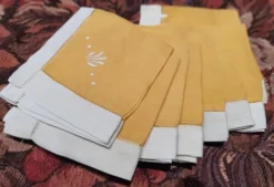8 serviettes à thé brodées