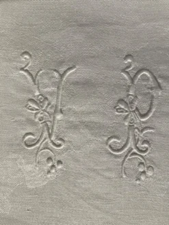 9 serviettes VP damassé 87x72cm motifs rubans