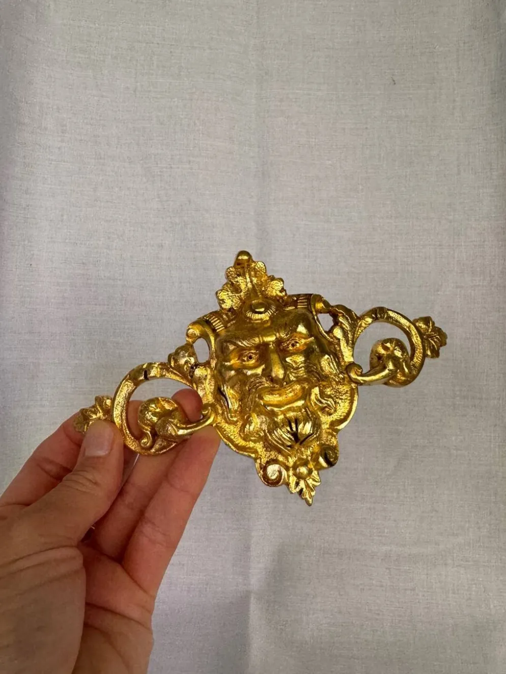 Set de 3 éléments décoratifs en bronze/laiton.