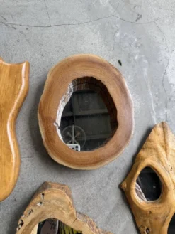Set de 4 miroirs organiques brutalistes en bois années 50