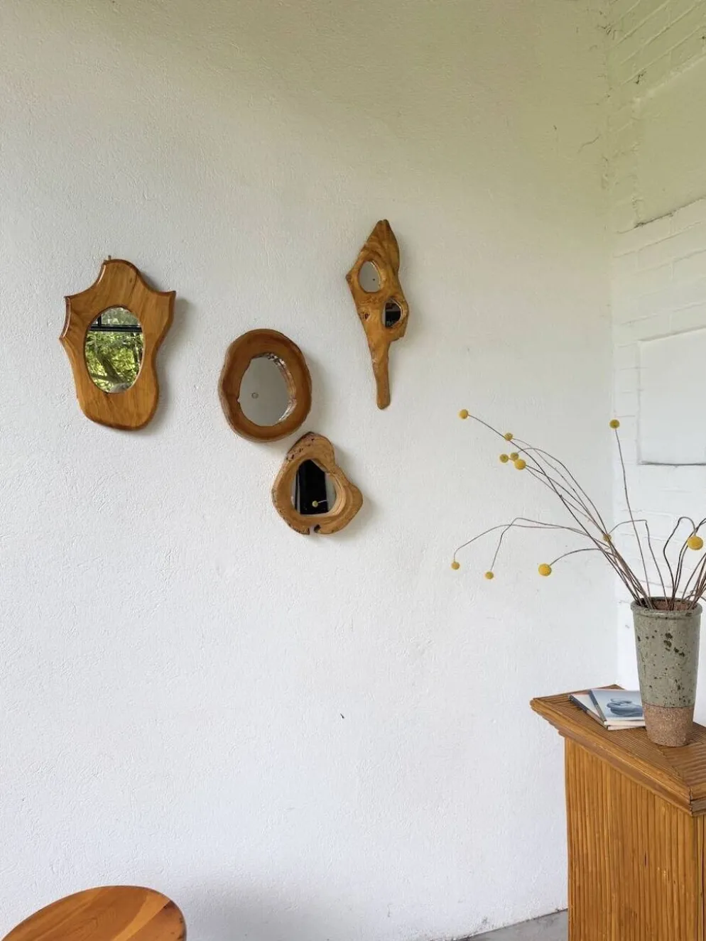 Set de 4 miroirs organiques brutalistes en bois années 50