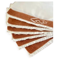 Sets et serviettes de table