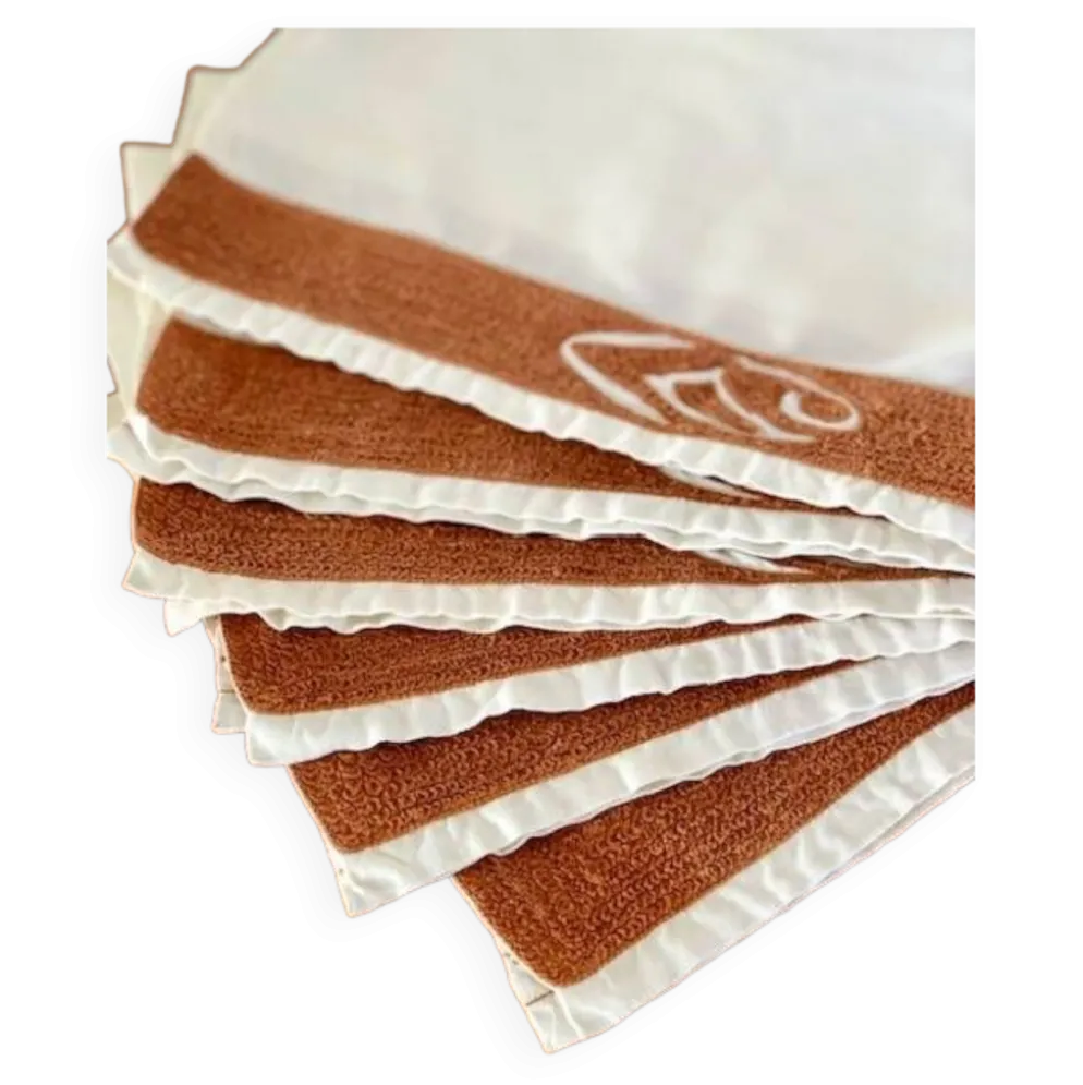 Sets et serviettes de table