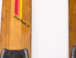 Skis nautiques vintage ayant appartenu au champion du monde Dick Pope JR - Icône sportive rare