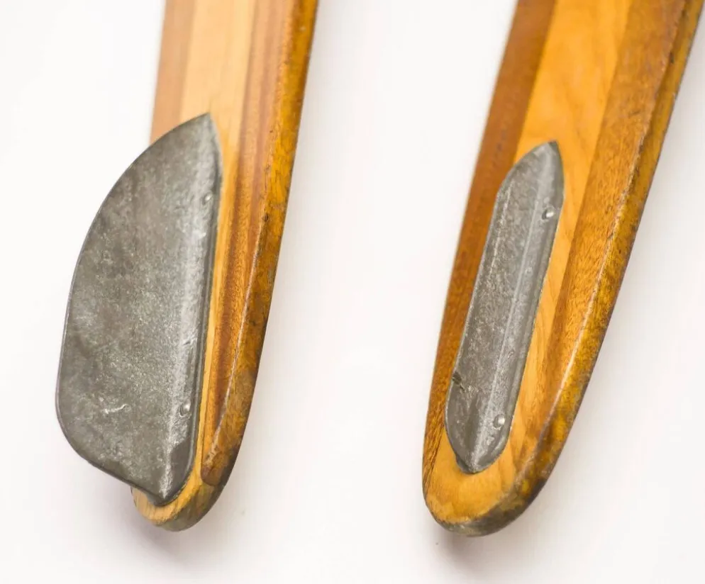 Skis nautiques vintage ayant appartenu au champion du monde Dick Pope JR - Icône sportive rare