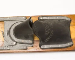 Skis nautiques vintage ayant appartenu au champion du monde Dick Pope JR - Icône sportive rare