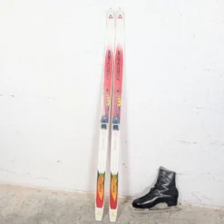 Skis vintage enfant Fischer Crown fixations Salomon