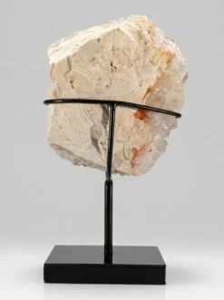 Sphère en calcite bandée (onyx marbre) et cristal de calcite sur socles