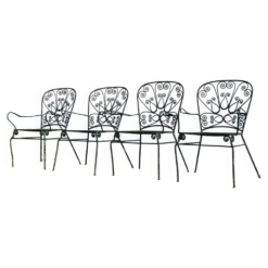 Série de 4 fauteuils de jardin en fer forgé, France, XXe siècle