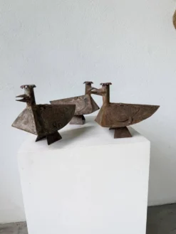Série de trois bougeoirs oiseaux brutalistes Folk Art