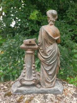 Statue