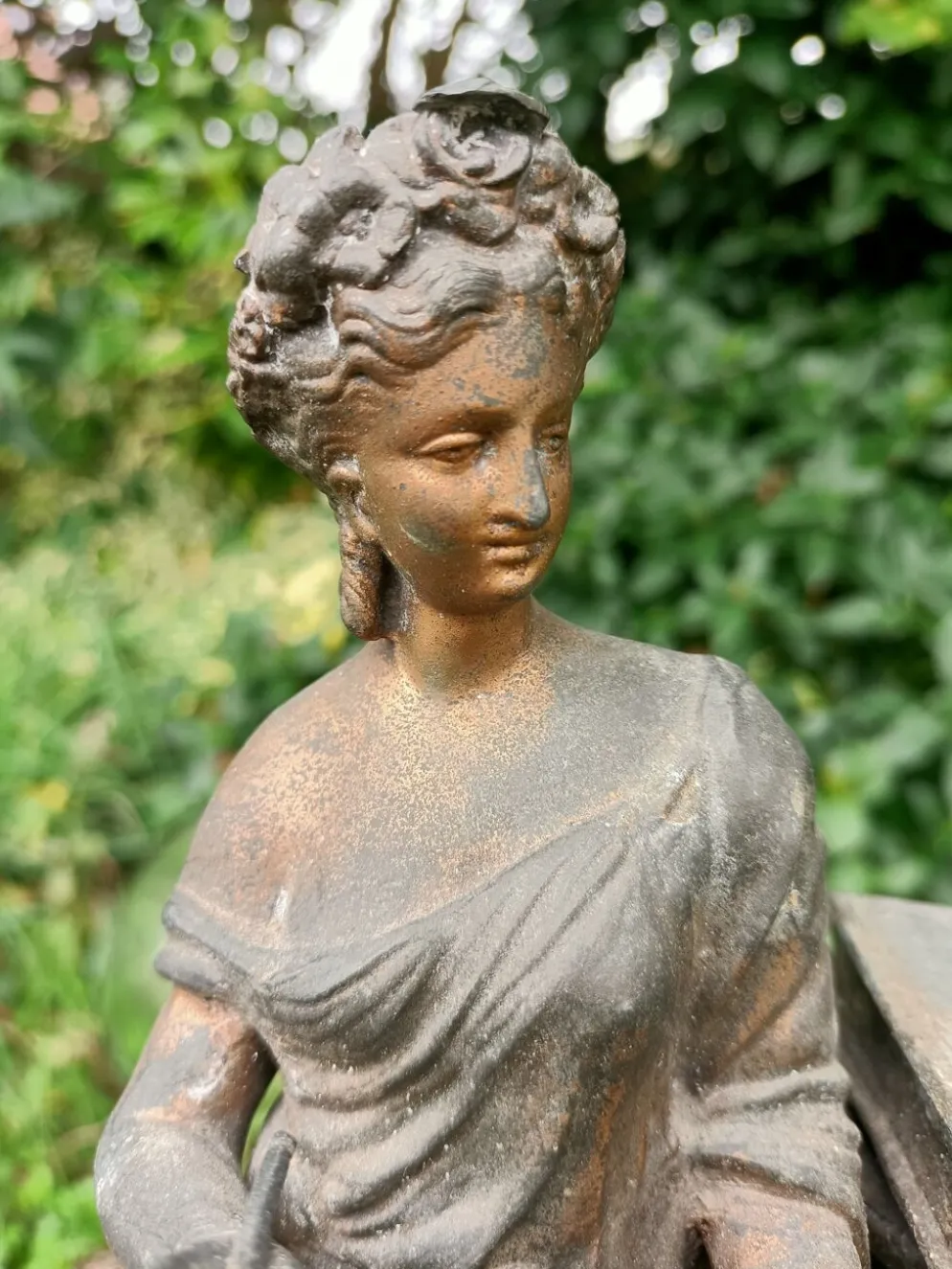 Statue