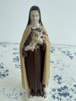 Statue ancienne de Sainte Thérèse de Lisieux, Figurine religieuse en plâtre
