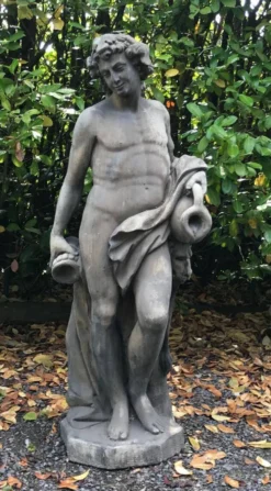 Statue de jardin en pierre reconstituée