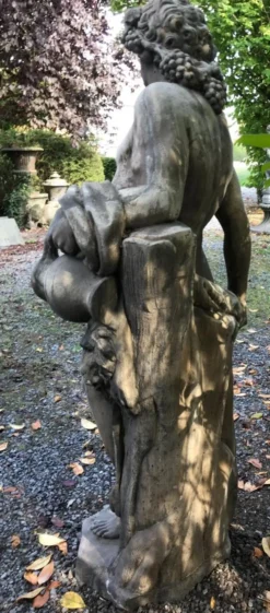Statue de jardin en pierre reconstituée