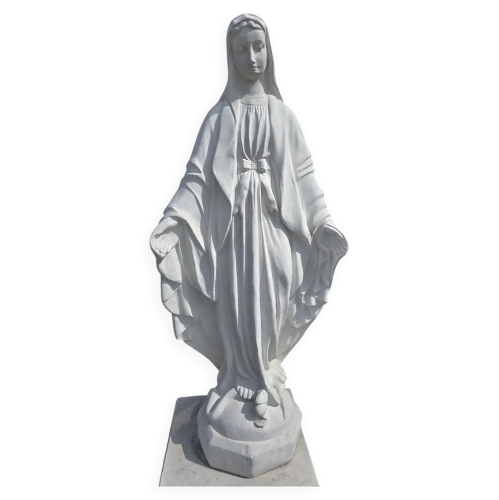 Statue de la Sainte Vierge en pierre