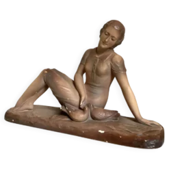 Statue la femme aux oiseaux signée art déco