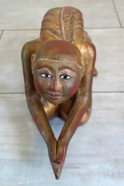 Statue Moine bouddhiste Birman en prière, XIXe siècle