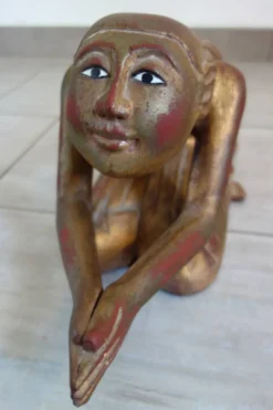 Statue Moine bouddhiste Birman en prière, XIXe siècle