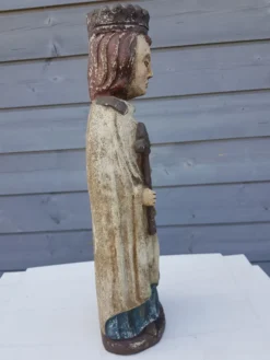 statuette religieuse