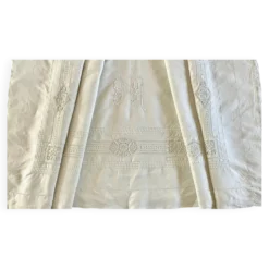 Sublime drap en lin dentelles broderies et monogramme