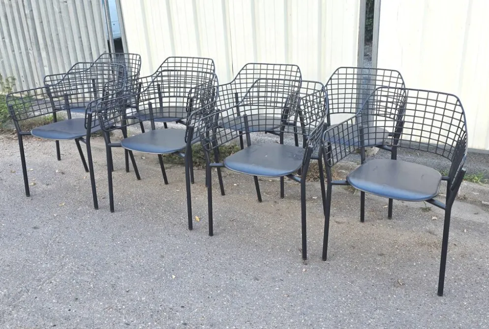 Suite de 8 chaises lyze, emu