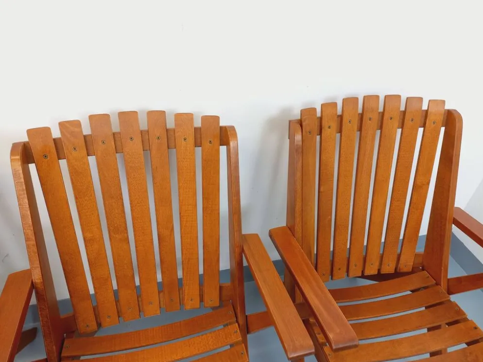 Suite de 4 fauteuils de jardin vintage en bois de hêtre des années 60