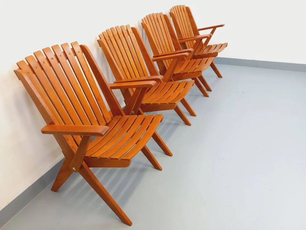 Suite de 4 fauteuils de jardin vintage en bois de hêtre des années 60