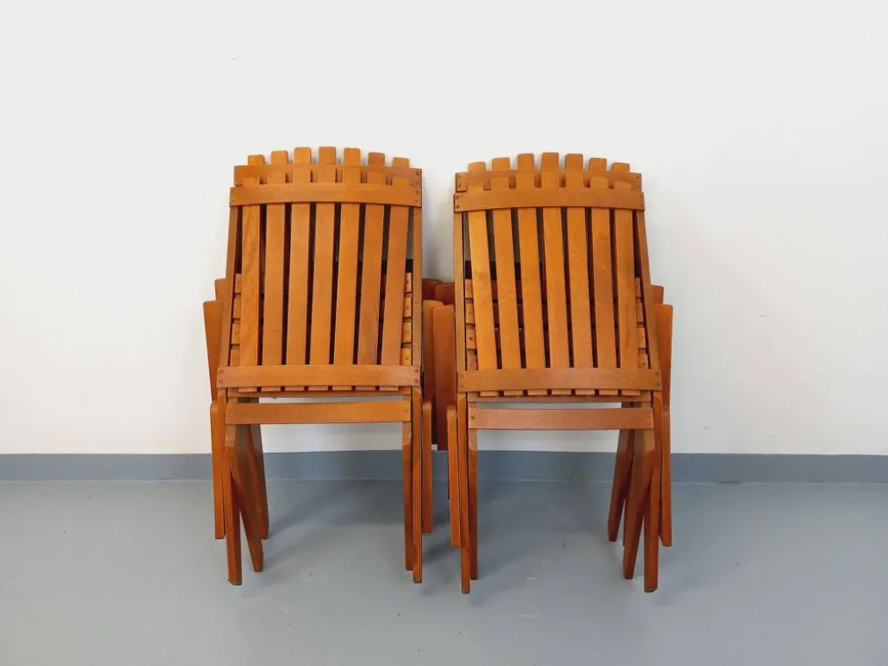 Suite de 4 fauteuils de jardin vintage en bois de hêtre des années 60