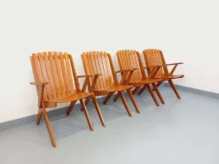 Suite de 4 fauteuils de jardin vintage en bois de hêtre des années 60