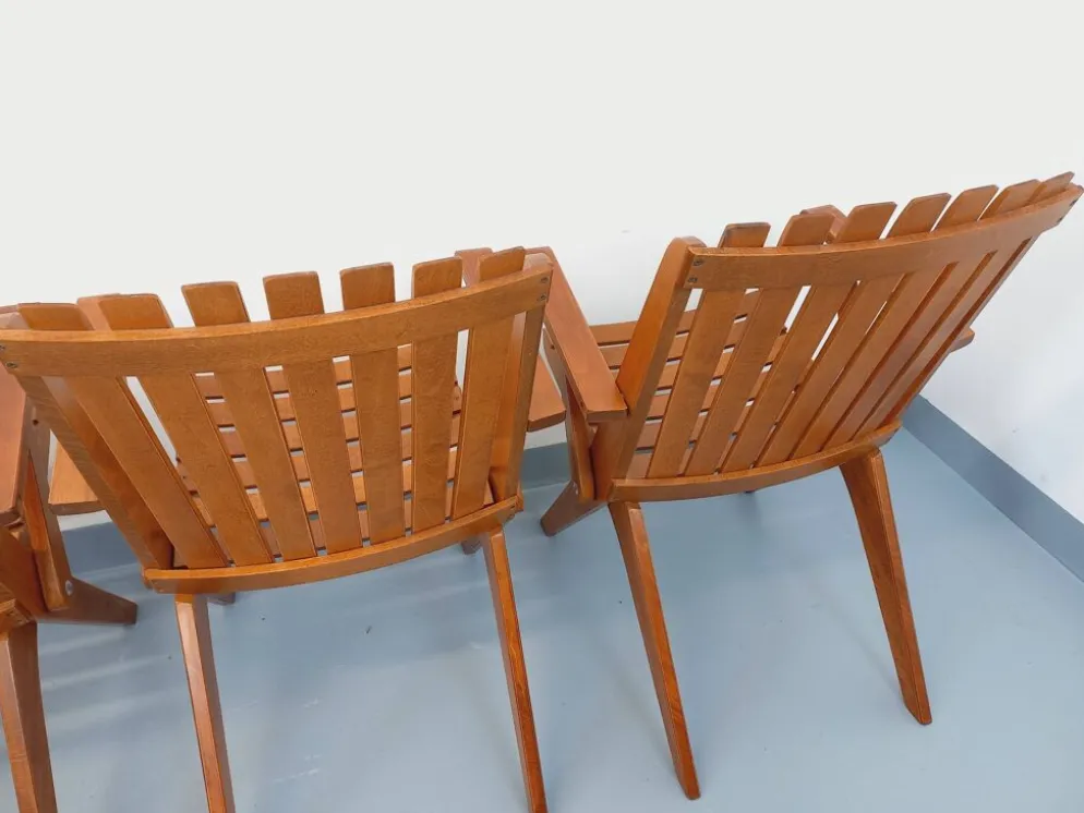 Suite de 4 fauteuils de jardin vintage en bois de hêtre des années 60