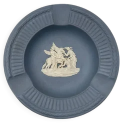 Superbe cendrier Jasperware Wedgwood england bleu