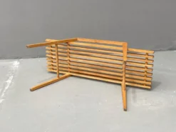 Support de fleurs en hêtre par ÚLUV, milieu du siècle, années 1970 Tchécoslovaquie