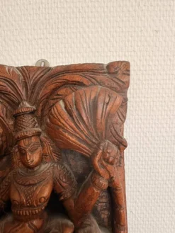Tableau, panneau en bois sculpté vintage figurant une divinité, Inde