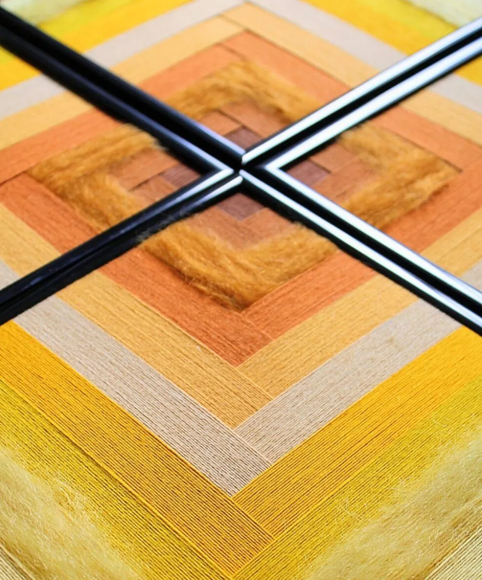 Tableau tissé Soleil vibrant – Collection « Mosaïques »